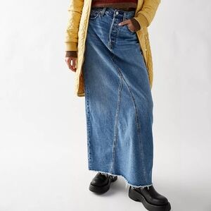 🎀HOLD🎀 Levis Denim Skirt